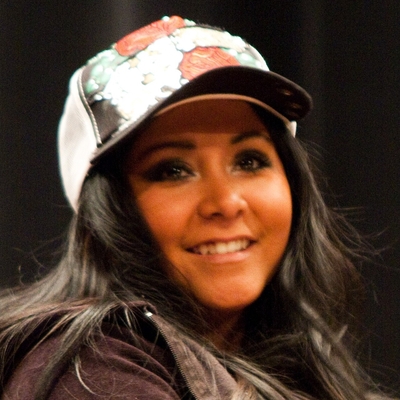 Snooki Autograph Profile