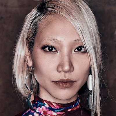 Soo Joo Park Autograph Profile