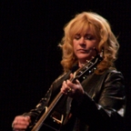 Soozie Tyrell