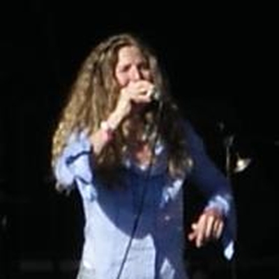 Sophie B. Hawkins Autograph Profile