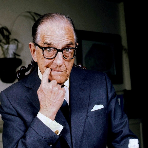 Stanley Holloway
