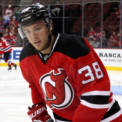Stefan Matteau Autograph Profile