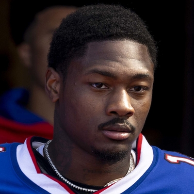 Stefon Diggs Autograph Profile