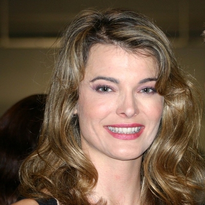 Stephanie Romanov Autograph Profile