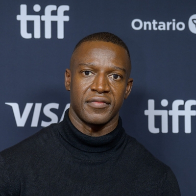 Stephen Adekolu Autograph Profile