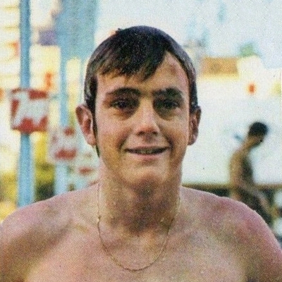 Stephen Holland Autograph Profile