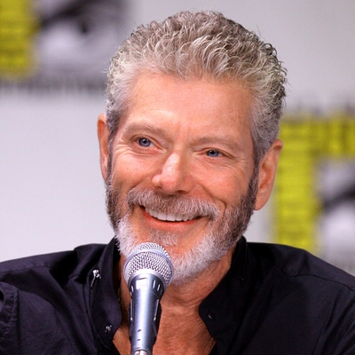 Stephen Lang