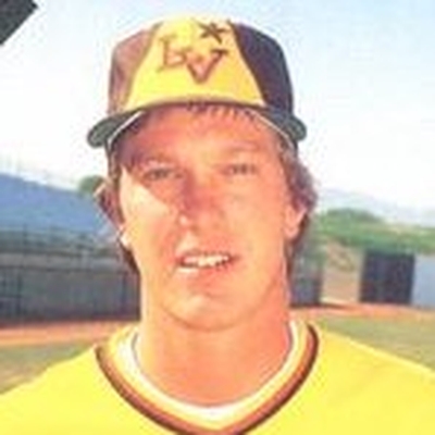 Steve Fireovid Autograph Profile