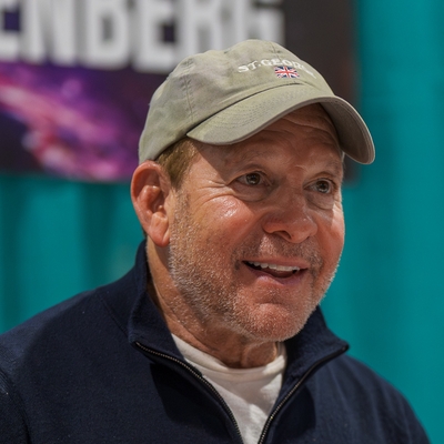 Steve Guttenberg