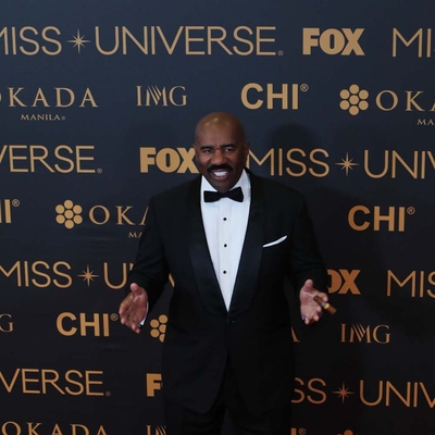 Steve Harvey Autograph Profile
