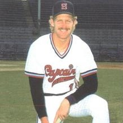 Steve Stanicek Autograph Profile