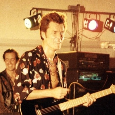 Stuart Adamson Autograph Profile