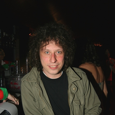 Stuart Cable Autograph Profile