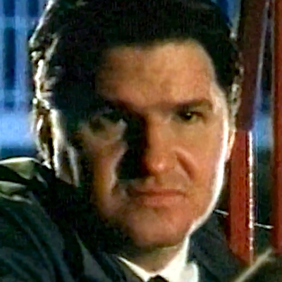 Stuart McQuarrie Autograph Profile