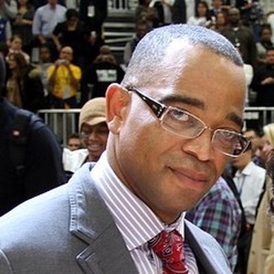 Stuart Scott Autograph Profile