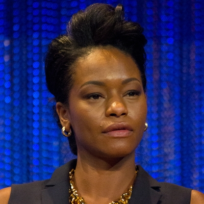 Sufe Bradshaw Autograph Profile