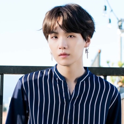 Suga Autograph Profile