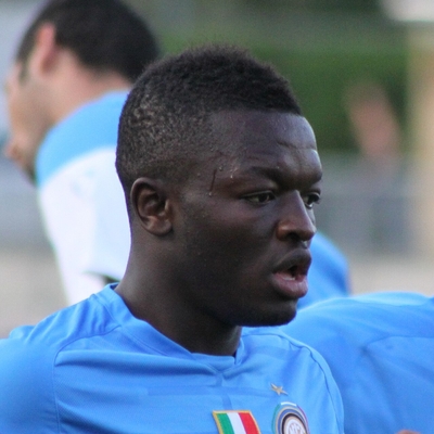 Sulley Muntari Autograph Profile