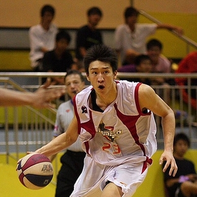 Sun Yue Autograph Profile