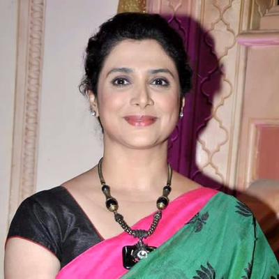 Supriya Pilgaonkar Autograph Profile