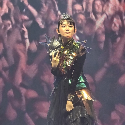 Suzuka Nakamoto Autograph Profile