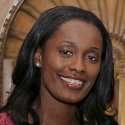 Swin Cash Autograph Profile