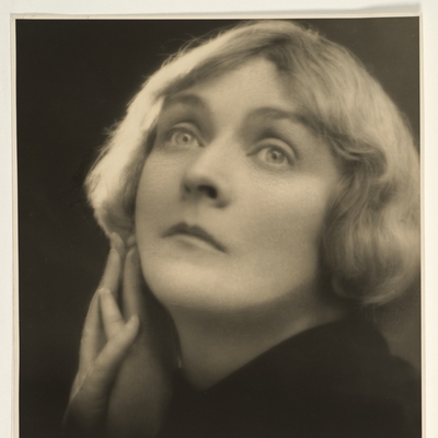 Sybil Thorndike Autograph Profile
