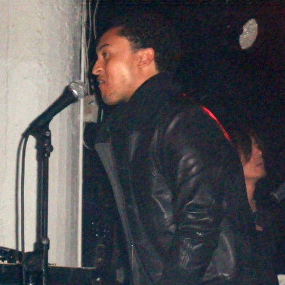 Tahj Mowry Autograph Profile