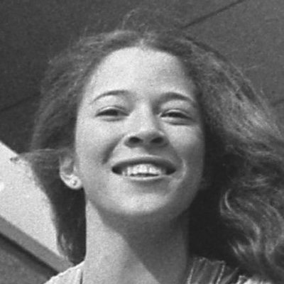 Tai Babilonia Autograph Profile