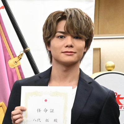 Taku Yashiro Autograph Profile