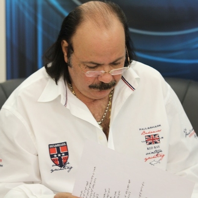 Talaat Zakaria Autograph Profile