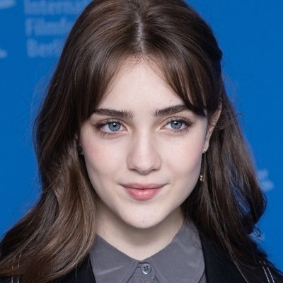 Talia Ryder Autograph Profile