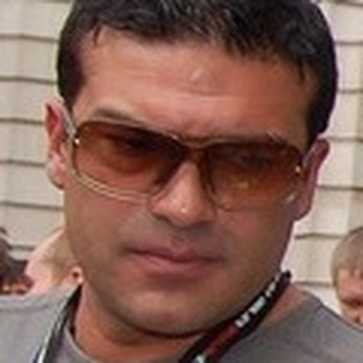 Tamer Hassan Autograph Profile