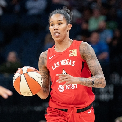 Tamera Young Autograph Profile