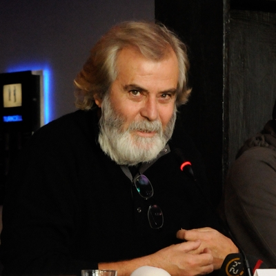 Tarık Akan Autograph Profile