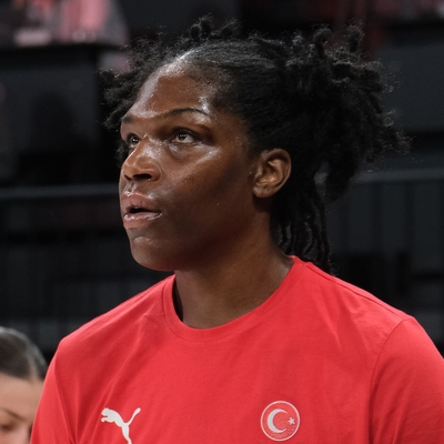 Teaira McCowan Autograph Profile