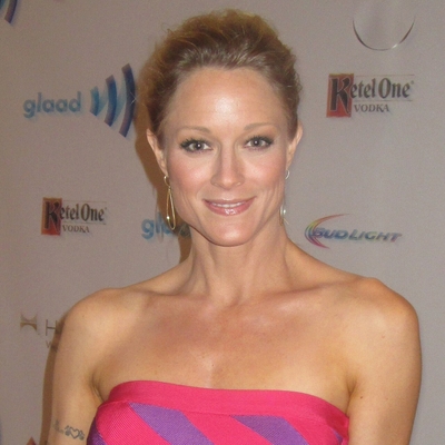 Teri Polo Autograph Profile