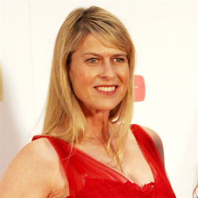 Terri Irwin Autograph Profile