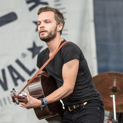 The Tallest Man on Earth Autograph Profile