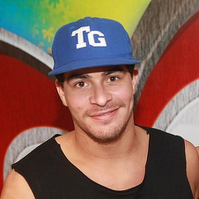 Thiago Martins Autograph Profile