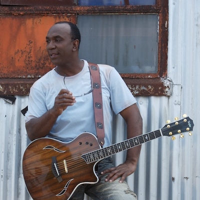 Thomas McClary Autograph Profile