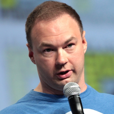 Thomas Tull Autograph Profile