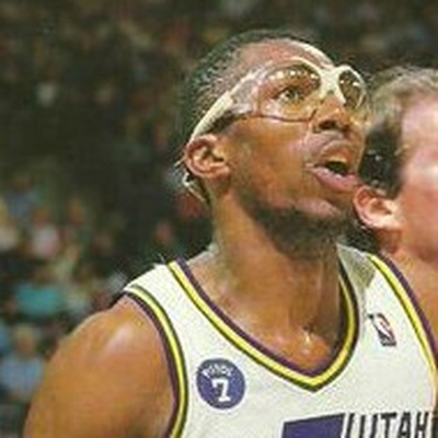 Thurl Bailey Autograph Profile