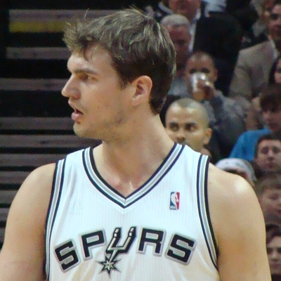 Tiago Splitter Autograph Profile