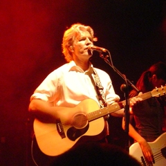 Tim Finn