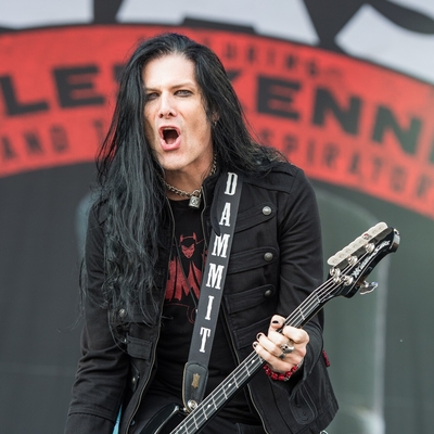 Todd Kerns Autograph Profile