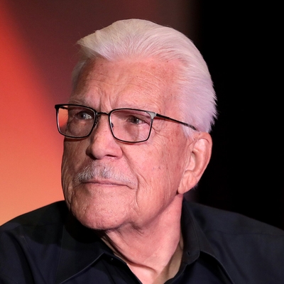 Tom Atkins Autograph Profile