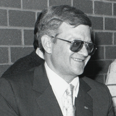 Tom Clancy Autograph Profile