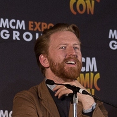 Tom Goodman-Hill Autograph Profile