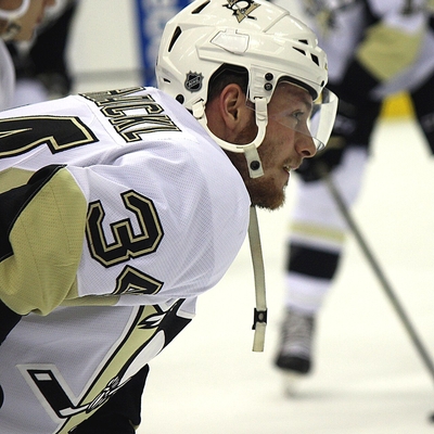 Tom Kühnhackl Autograph Profile